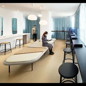캡슐호텔 9h Nine Ningyocho, 도쿄